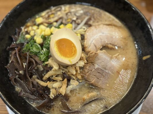 Huntington Ramen & Sushi by null