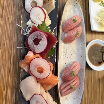 Kombu Sushi - Toro nigiri, Sashimi Plate - Japanese Near Me - Los Angeles, California Kombu Sushi - Toro nigiri, Sashimi Plate - Japanese Near Me - Los Angeles, California