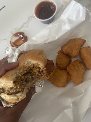 Lee's Hamburgers by null