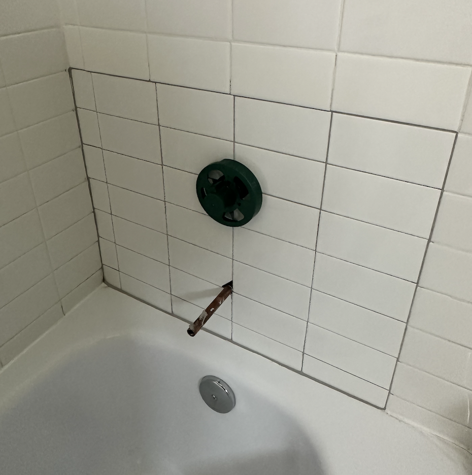 TUBS AND TOPS REFINISHING Austin, Texas Refinishing Services