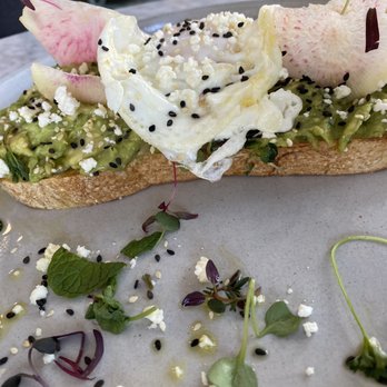 Everyday Eatery - Avocado toast with egg - Cafes Near Me - Irvine, California Everyday Eatery - Avocado toast with egg - Cafes Near Me - Irvine, California
