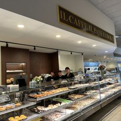 Macri's Italian Bakery & Trattoria - Pastries, Baked Goods, Cakes, Coffee and more!
