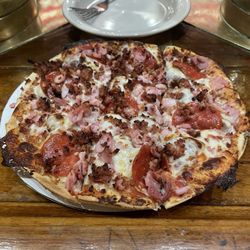 Turoni's Pizzery & Brewery - Lots a Meat pizza came