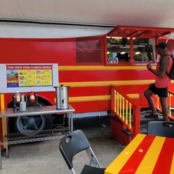 The Roti King - Nice clean area (always).