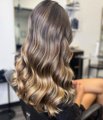 Bling Bling Blonde - My specialty is making your hair the most beautiful healthy blonde you have ever experienced!