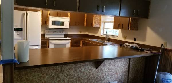 Slide of SCOTT'S AMERICAN TILE COMPANY.