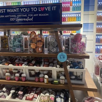 Bath & Body Works - Cosmetics & Beauty Supply Near Me - Arcadia, California Bath & Body Works - Cosmetics & Beauty Supply Near Me - Arcadia, California