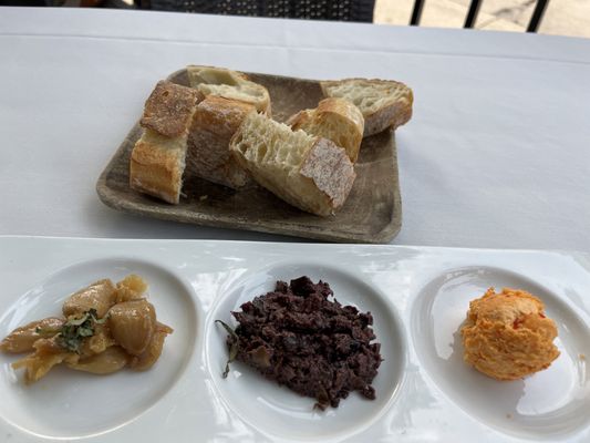 Bella Piatti by null