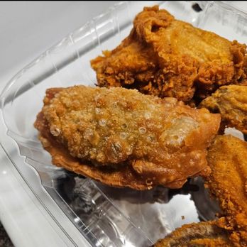 Danny’s Tomato Pie - Chicken Empanada and Fried Chicken - Pizza Near Me - Ewing, New Jersey