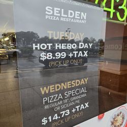 Selden Pizza