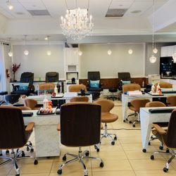 Beach Nails & Spa