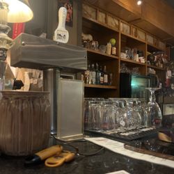 Drackenbergs Cigar Bar - Eclectic bar
