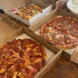Gionino's Pizzeria of Hilliard - Excellent pizza