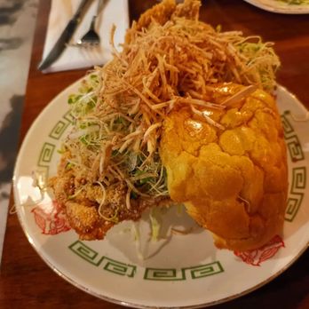 Fooki - Pineapple fried chicken burger - Bubble Tea Near Me - Aiea, Hawaii