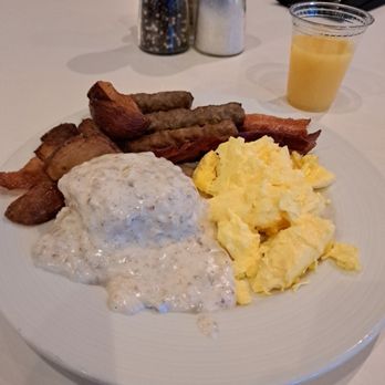 Crowne Plaza - Hotels Near Me - Fort Myers, Florida Crowne Plaza - Hotels Near Me - Fort Myers, Florida