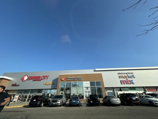 Max's Restaurant Chicago, Cuisine of the Philippines by null