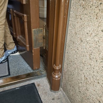 Texas State Capitol - Those amazing hinges I told you about - Landmarks & Historical Buildings Near Me - Austin, Texas