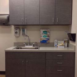 Hanger Clinic - Exam room.