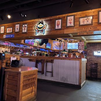 Texas Roadhouse - American Near Me - Layton, Utah