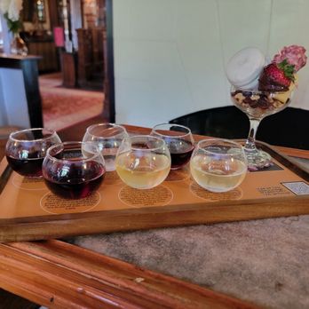 The Henderson Castle Winery - Wine flight with charcuterie - Wine Tasting Room Near Me - Kalamazoo, Michigan The Henderson Castle Winery - Wine flight with charcuterie - Wine Tasting Room Near Me - Kalamazoo, Michigan