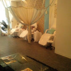 Whitening Bright Studio