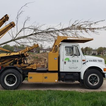 Big Tree II - This is our smallest tree spade. Its digs trees that are under 5" caliper. - Tree Services Near Me - Saint Charles, Missouri Big Tree II - This is our smallest tree spade. Its digs trees that are under 5" caliper. - Tree Services Near Me - Saint Charles, Missouri