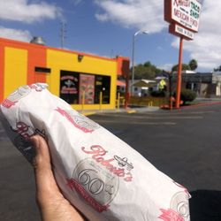Roberto's Taco Shop