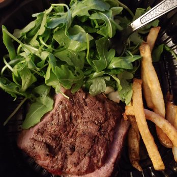 Iron Works - Yummy deliciousness right here with the steak frites. Do NOT sleep on this spot. - American Near Me - Warwick, Rhode Island Iron Works - Yummy deliciousness right here with the steak frites. Do NOT sleep on this spot. - American Near Me - Warwick, Rhode Island