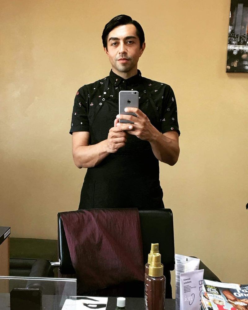 Tony the Hairstylist Logo