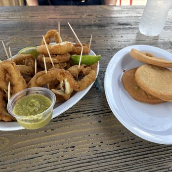 The Reef Bar - Calamares fritos y arepas - Bars Near Me - Pinones, Puerto Rico The Reef Bar - Calamares fritos y arepas - Bars Near Me - Pinones, Puerto Rico