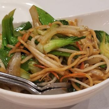 Andy & Yu's - Vegetarian chow mein - Chinese Near Me - Pleasanton, California Andy & Yu's - Vegetarian chow mein - Chinese Near Me - Pleasanton, California