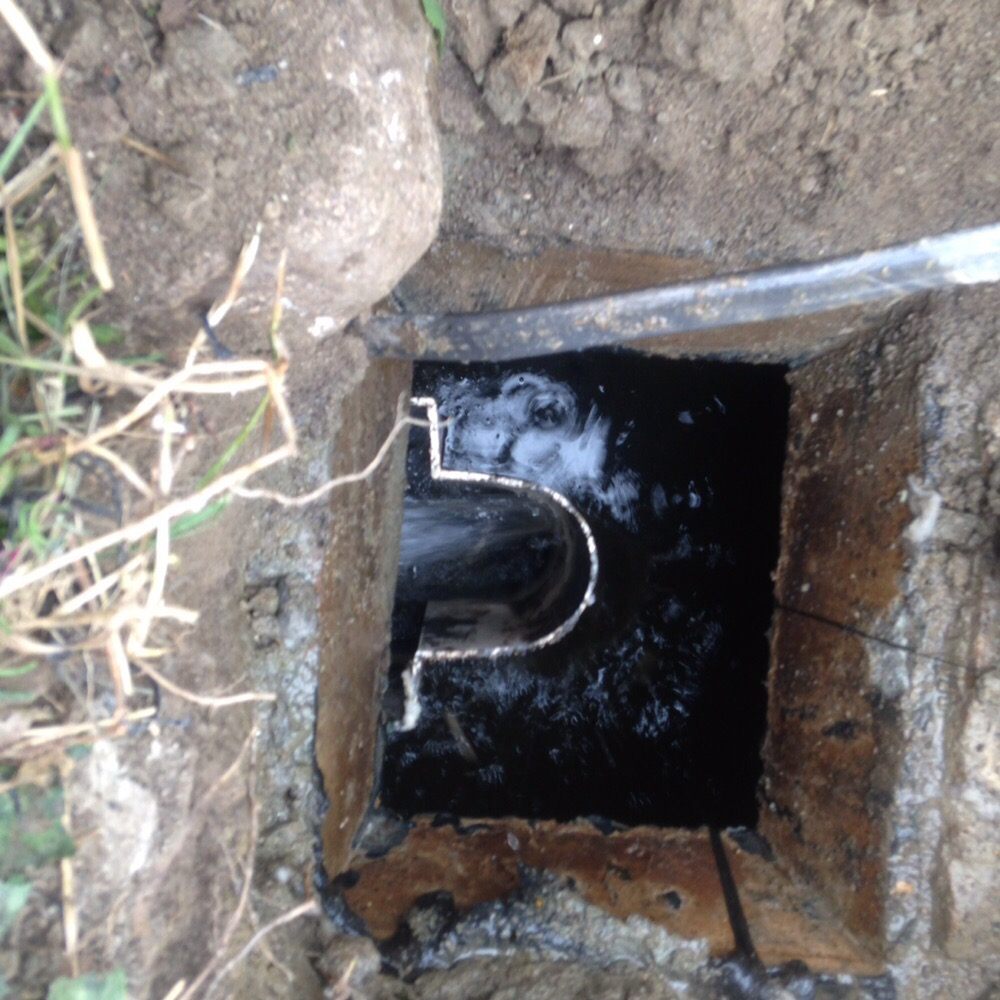 Slide of J.R. Anderson & Daughter Sewer and Drain Services