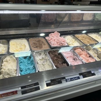 Cold Stone Creamery - Ice Cream & Frozen Yogurt Near Me - Bakersfield, California Cold Stone Creamery - Ice Cream & Frozen Yogurt Near Me - Bakersfield, California