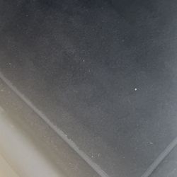 Floor still have dust and dirt