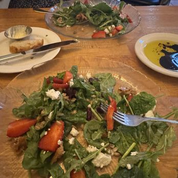 Stokehouse Grill - Garden salad - farm to table ingredients fresh and delicious. And they split it for us. Ask for the bread. Wow! - New American Near Me - Paso Robles, California