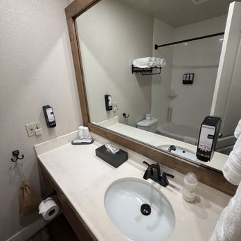 Inn at Mount Shasta - Hotels Near Me - Mount Shasta, California