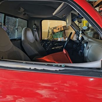1. Coco's Auto Glass
