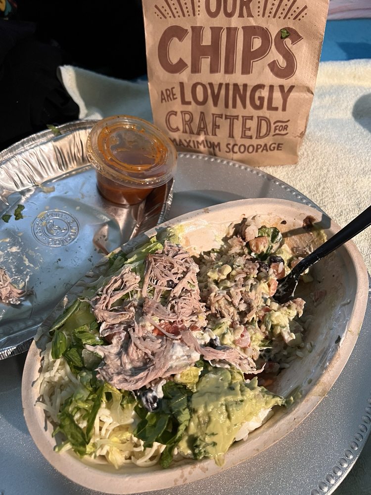 CHIPOTLE MEXICAN GRILL Updated May 2024 12 Reviews 9172