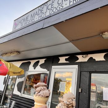 Lyons Dairy Bar - Ice Cream & Frozen Yogurt Near Me - Lyons, Colorado Lyons Dairy Bar - Ice Cream & Frozen Yogurt Near Me - Lyons, Colorado