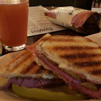 Boese Brothers Brewery - Cornbeef and bacon - Brewpubs Near Me - Los Alamos, New Mexico Boese Brothers Brewery - Cornbeef and bacon - Brewpubs Near Me - Los Alamos, New Mexico
