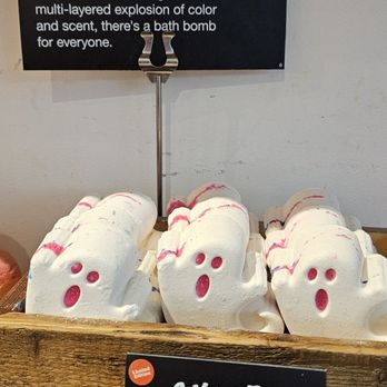 Lush - Cosmetics & Beauty Supply Near Me - San Jose, California
