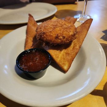 The Standard Restaurant - Fried goat cheese - American Near Me - Fort Myers, Florida The Standard Restaurant - Fried goat cheese - American Near Me - Fort Myers, Florida