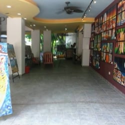 Galería de Arte 5ta Avenida - Entrada de la galería