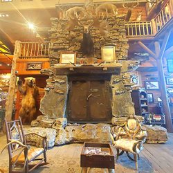 Bass Pro Shops