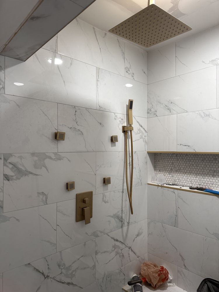 Slide of LaLas Plumbing