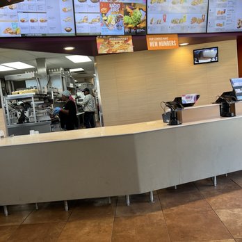 Taco Bell - the counter and menus of a fast food restaurant - Tacos Near Me - Huntsville, Alabama Taco Bell - the counter and menus of a fast food restaurant - Tacos Near Me - Huntsville, Alabama