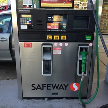 Safeway - The pump - Grocery Near Me - Sacramento, California