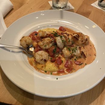 Seasons 52 - Wood grilled shrimp and grits - New American Near Me - Garden City, New York