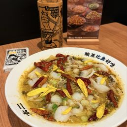 Signature Sauerkraut Fish  / 老坛子酸菜鱼（单人版）  IG  @lindaeatstagram