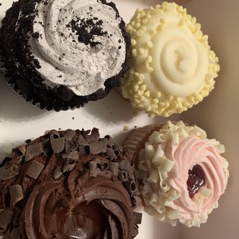 Pink Sweets Cafe - Cupcakes are art - Desserts Near Me - Riverton, Utah